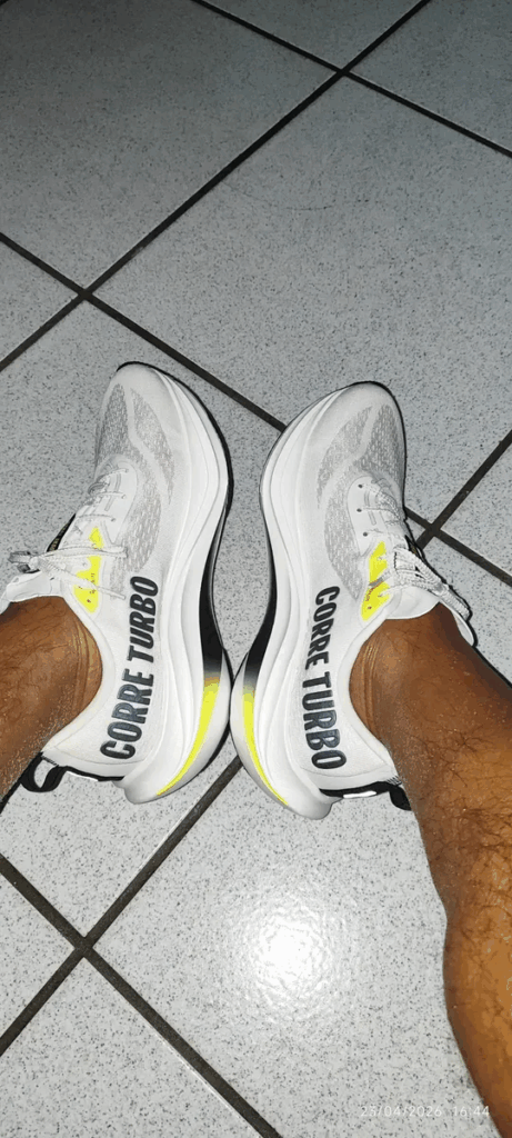 corre turbo branco